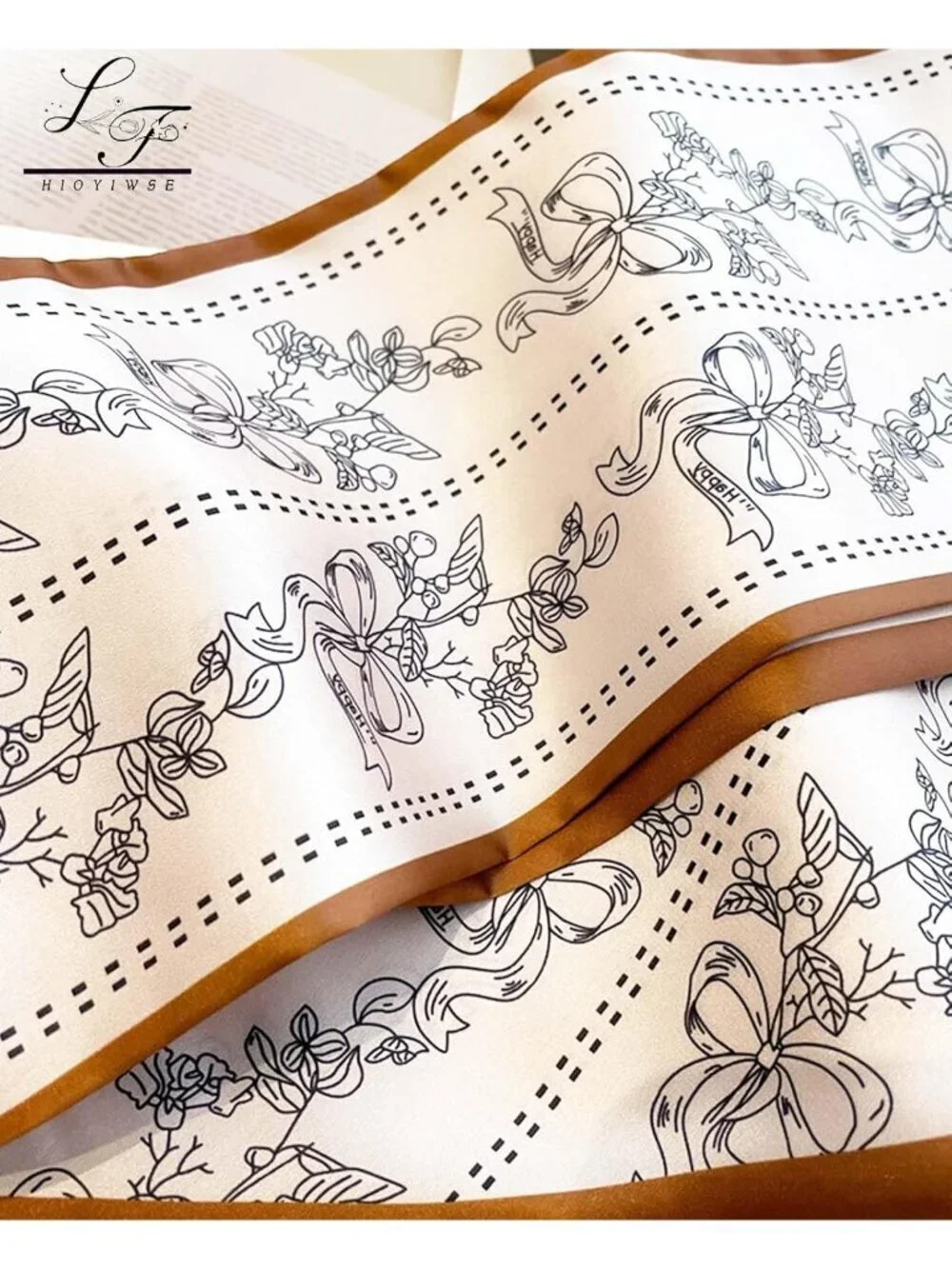 Women's Beige Printed Square Headscarf Bandanas Hair Scarf Neck Scarves